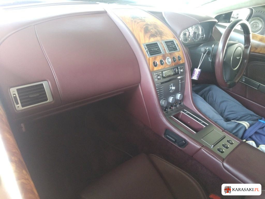 2006 Aston Martin DB9 Op Volante 2