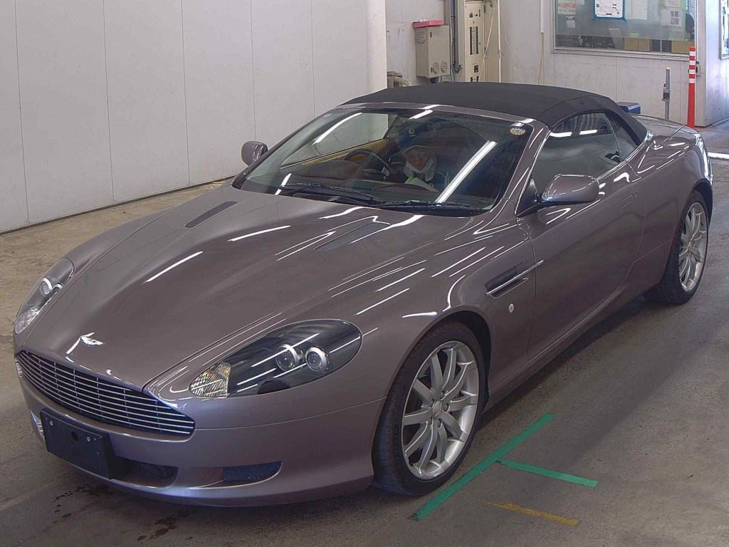Aston Martin DB9 2006 z aukcji japońskiej
