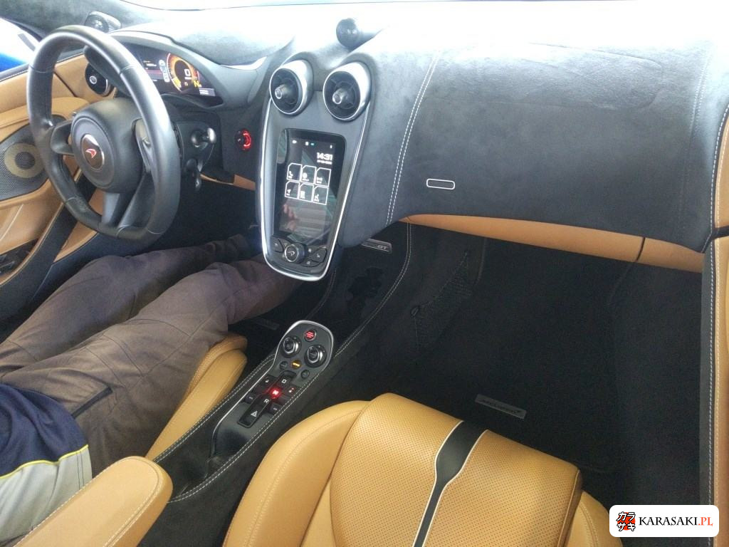 2019 McLaren 570GT Base Grade 5
