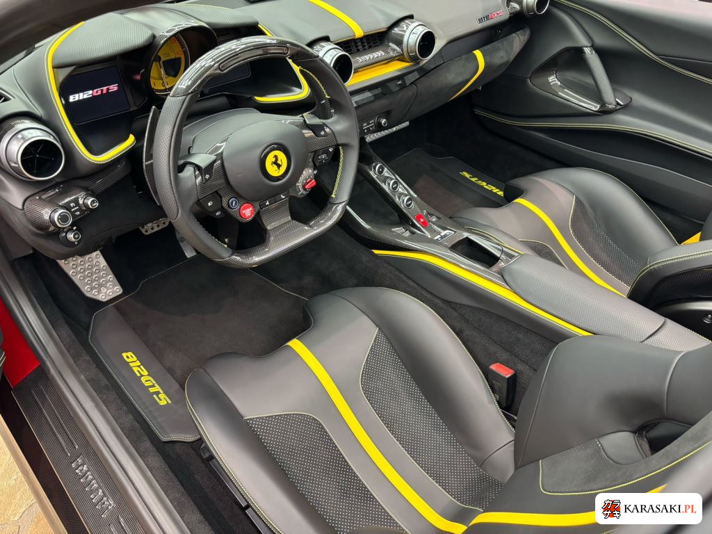 2022 Ferrari 812 GTS 12