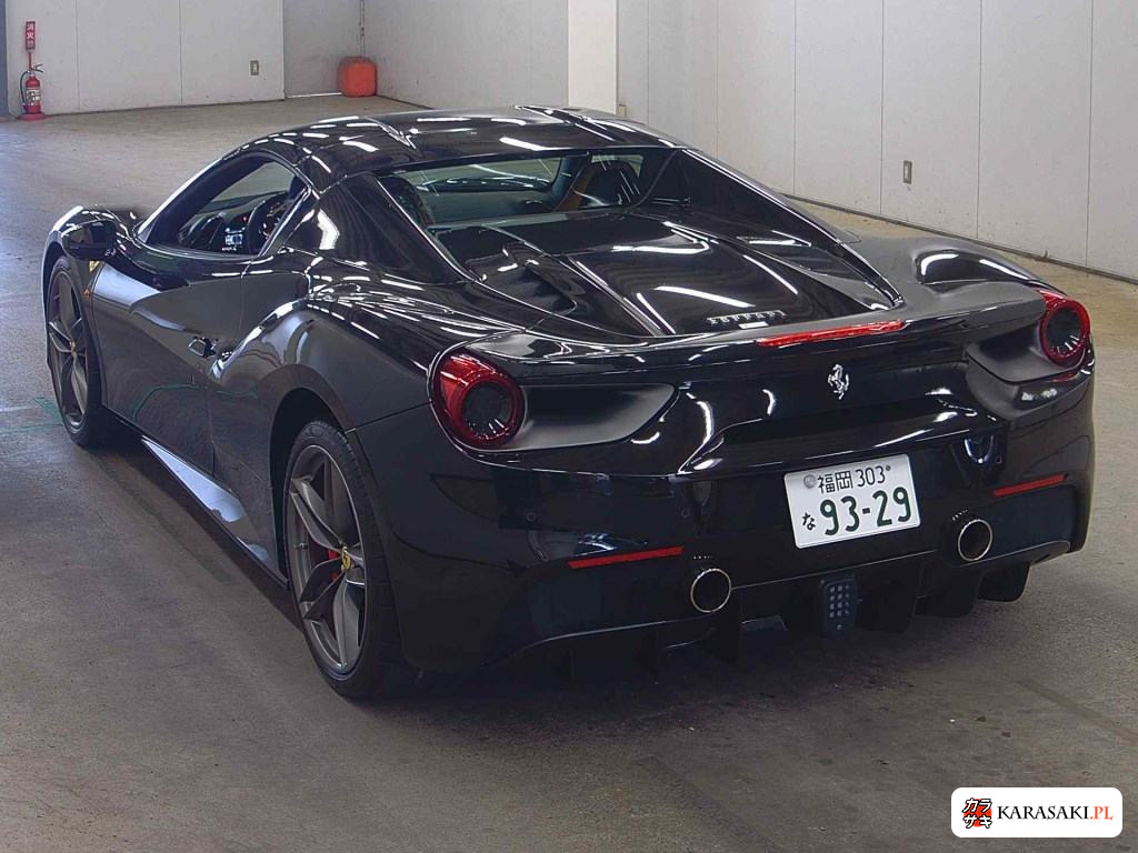 2017 Ferrari 488 Spider 2
