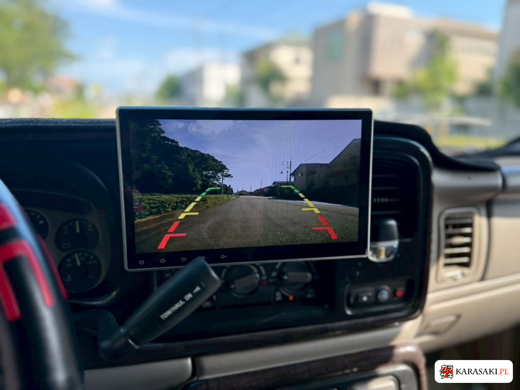 2004 GMC Yukon 5D 4WD 14