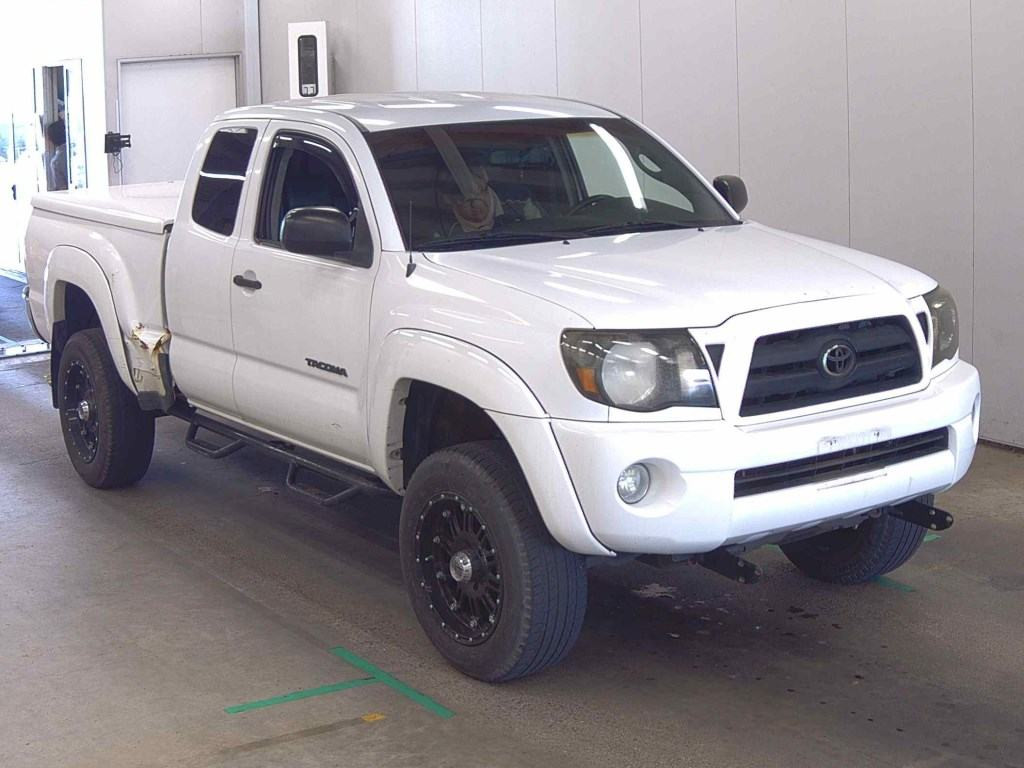 America Toyota Tacoma 2012 z aukcji japońskiej