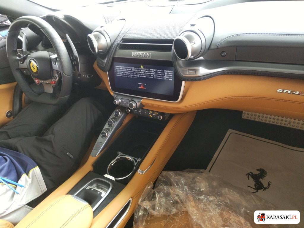 2020 Ferrari GTC4 Lusso T 5