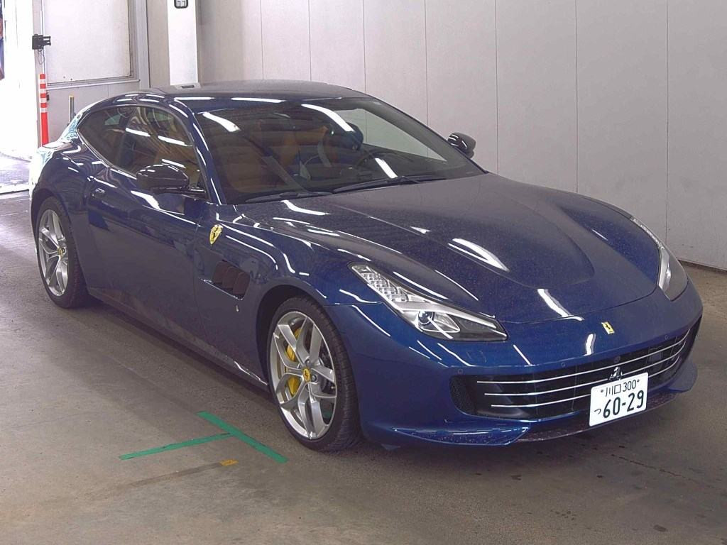 Ferrari GTC4 Lusso 2020 z aukcji japońskiej
