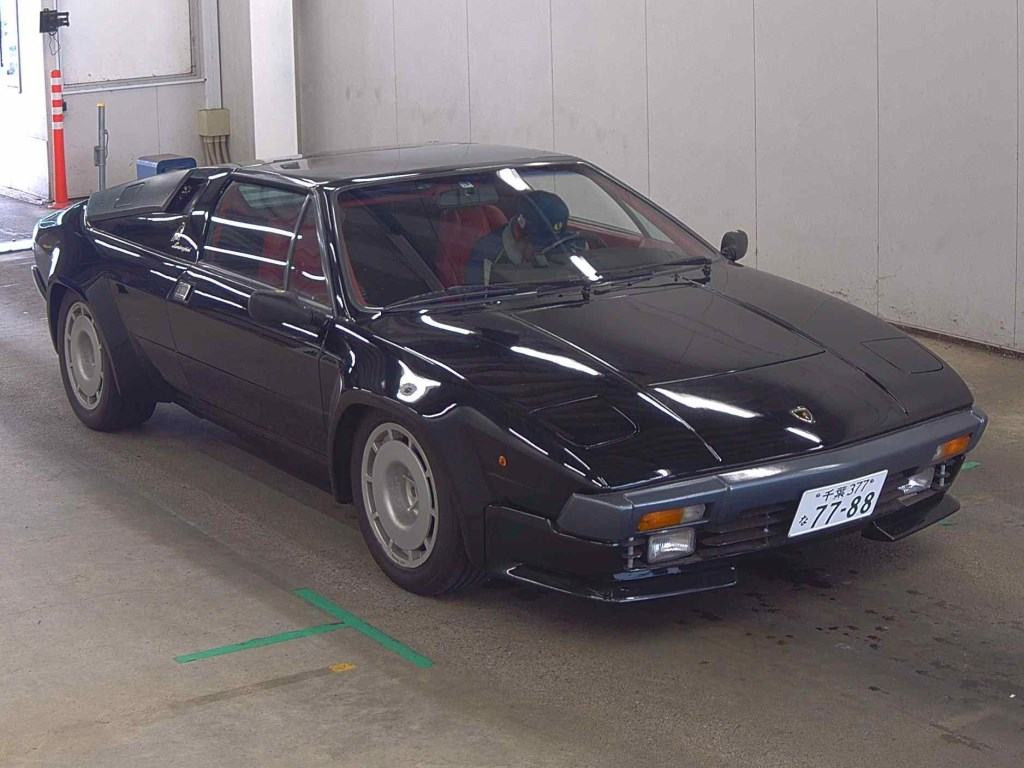 Lamborghini Jalpa 1992 z aukcji japońskiej