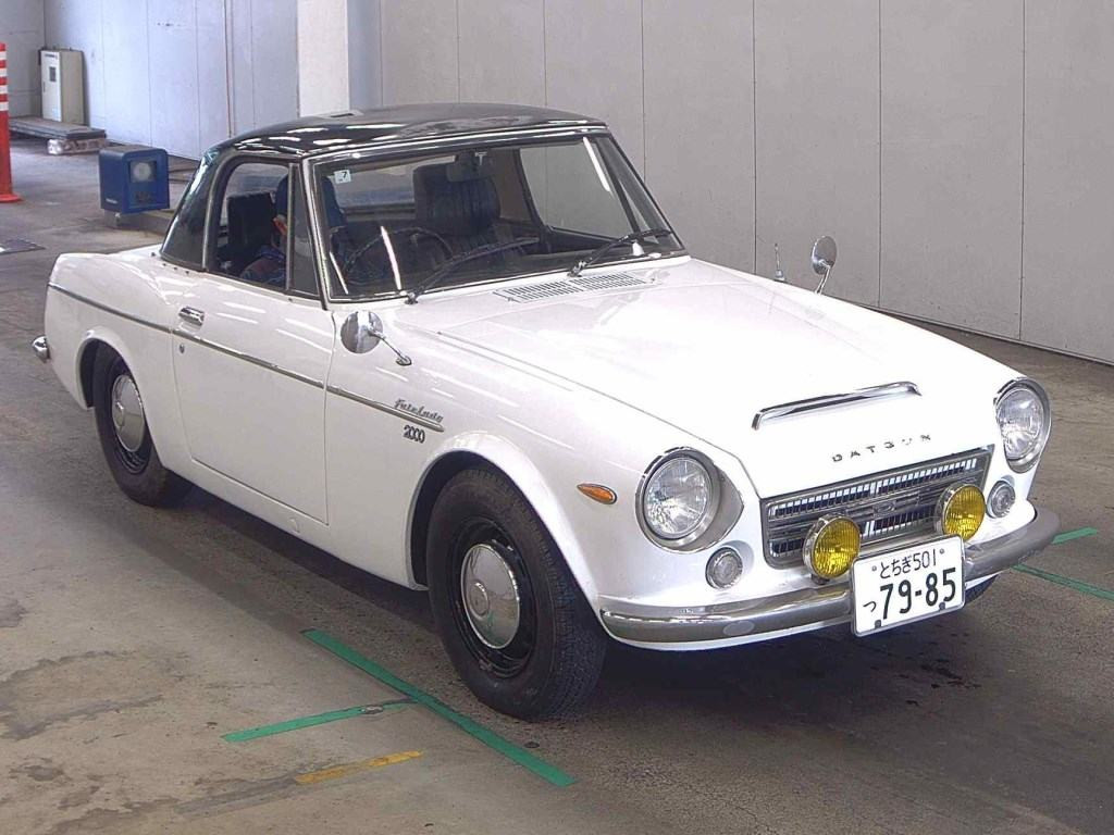 Nissan Datsun Fairlady 1968 z aukcji japońskiej