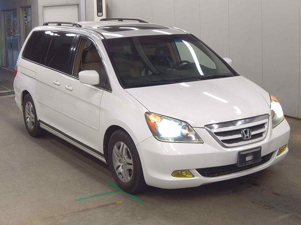 America Honda Odyssey 2011 z aukcji japońskiej
