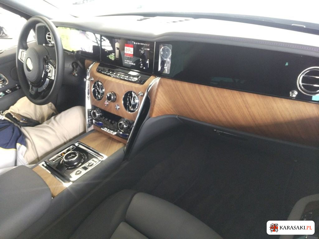 2025 Rolls-Royce Cullinan 4WD Base Grade 2