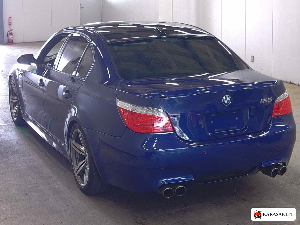 2007 BMW M5 4D 2