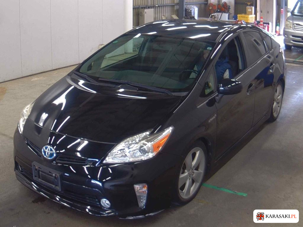2017 America Toyota Prius 5D 3