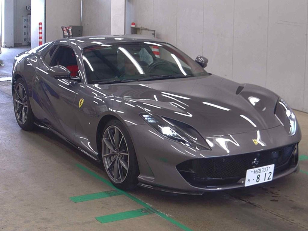 Ferrari 812 GTS 2022 z aukcji japońskiej