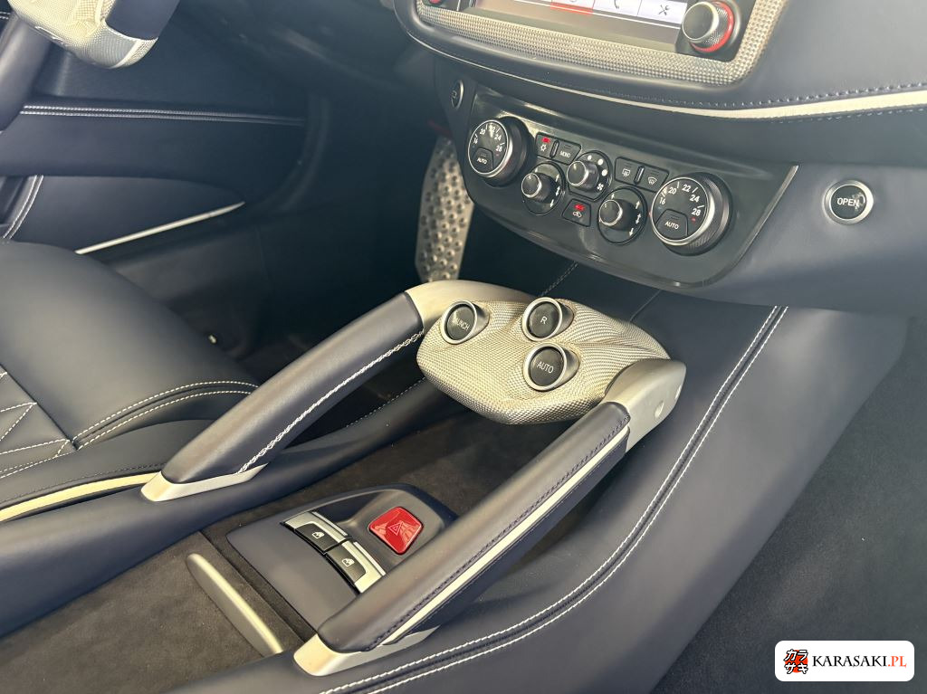 2015 Ferrari FF 4WD Base Grade 7