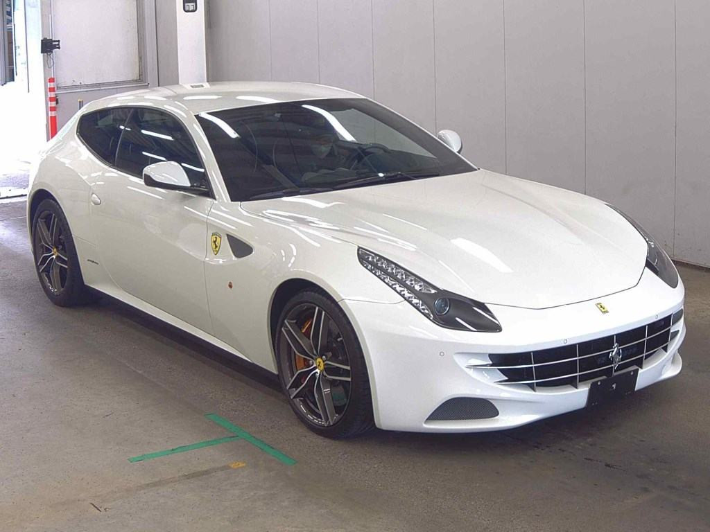 Ferrari FF 2015 z aukcji japońskiej