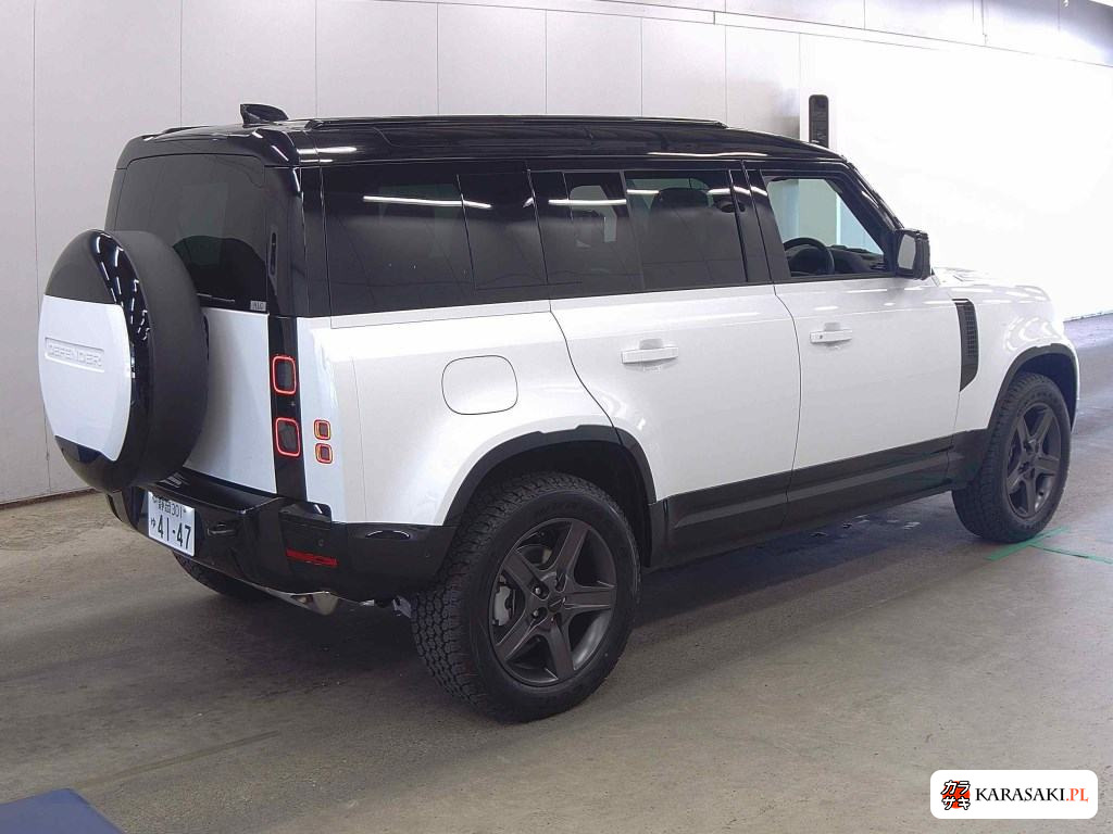 2026 Land Rover Defender 5D 4WD 110 4