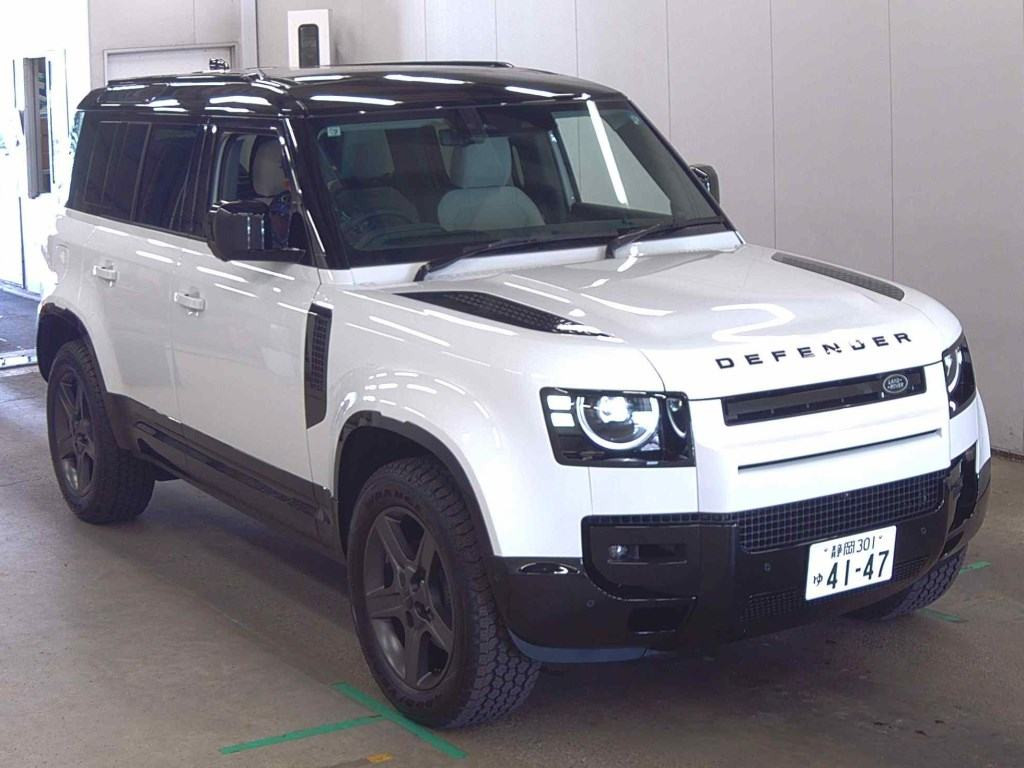 Land Rover Defender 2026 z aukcji japońskiej
