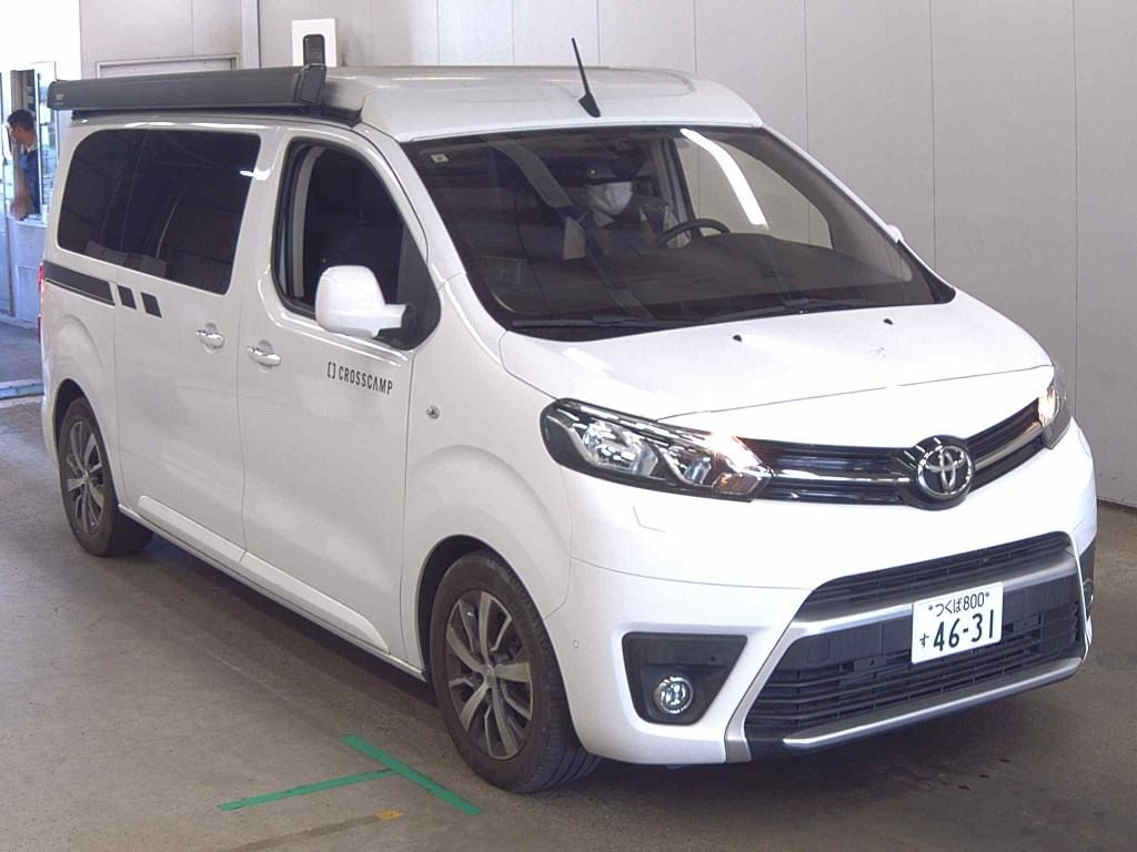 America Toyota 2024 z aukcji japońskiej