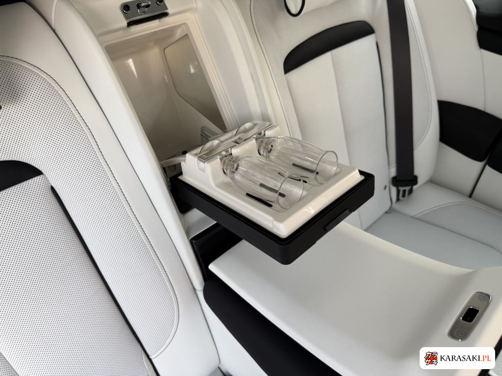 2026 Rolls-Royce Cullinan 4WD Black Badge 13