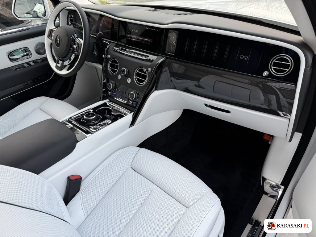 2026 Rolls-Royce Cullinan 4WD Black Badge 8