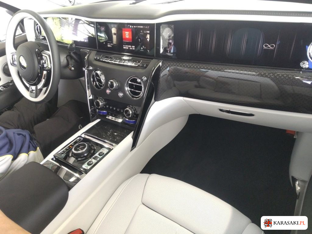 2026 Rolls-Royce Cullinan 4WD Black Badge 5