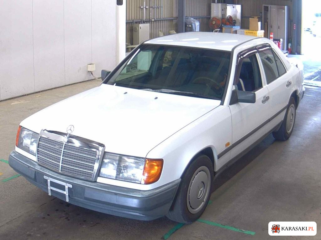 1987 Mercedes-Benz Medium Class 4D 230E 3