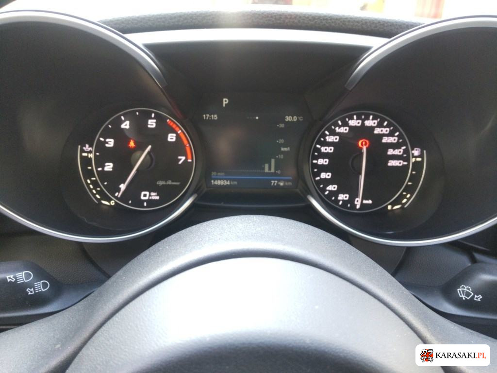2018 Alfa Romeo Giulia 4D 4WD Veloce 6