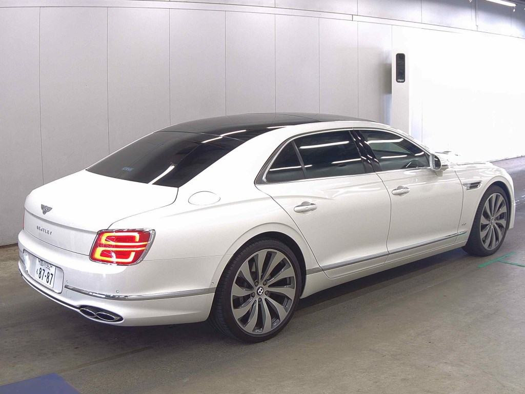 Bentley Flying Spur 2021 z aukcji japońskiej
