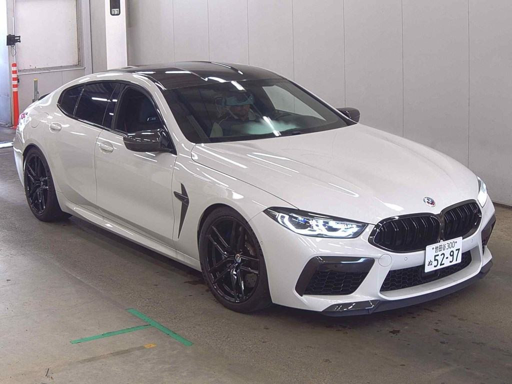 BMW M8 Gran Coupe 2022 z aukcji japońskiej