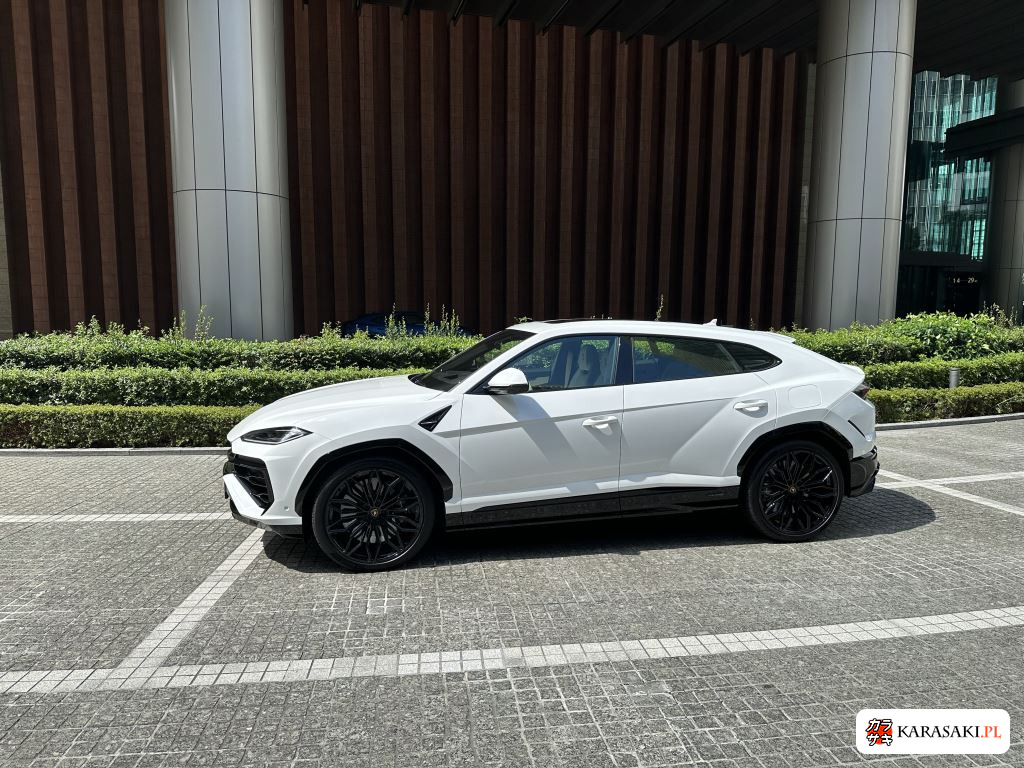 2025 Lamborghini Urus 4WD 9