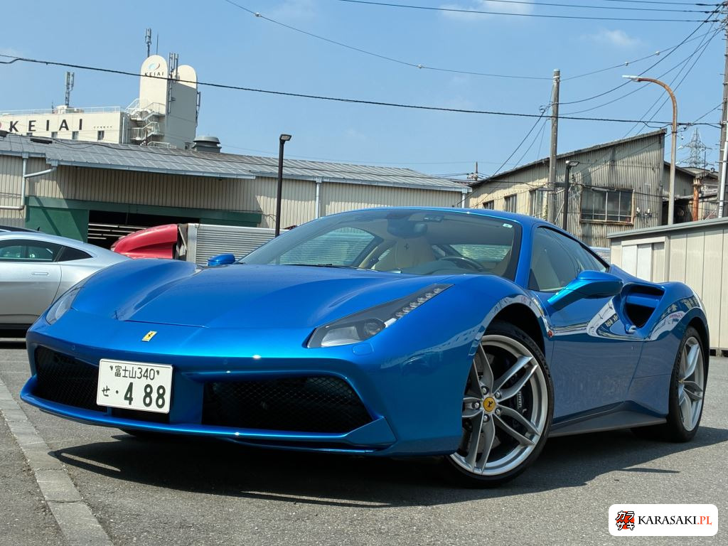 2017 Ferrari 488 GTB Base Grade 9