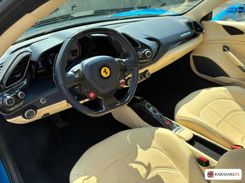 2017 Ferrari 488 GTB Base Grade 7