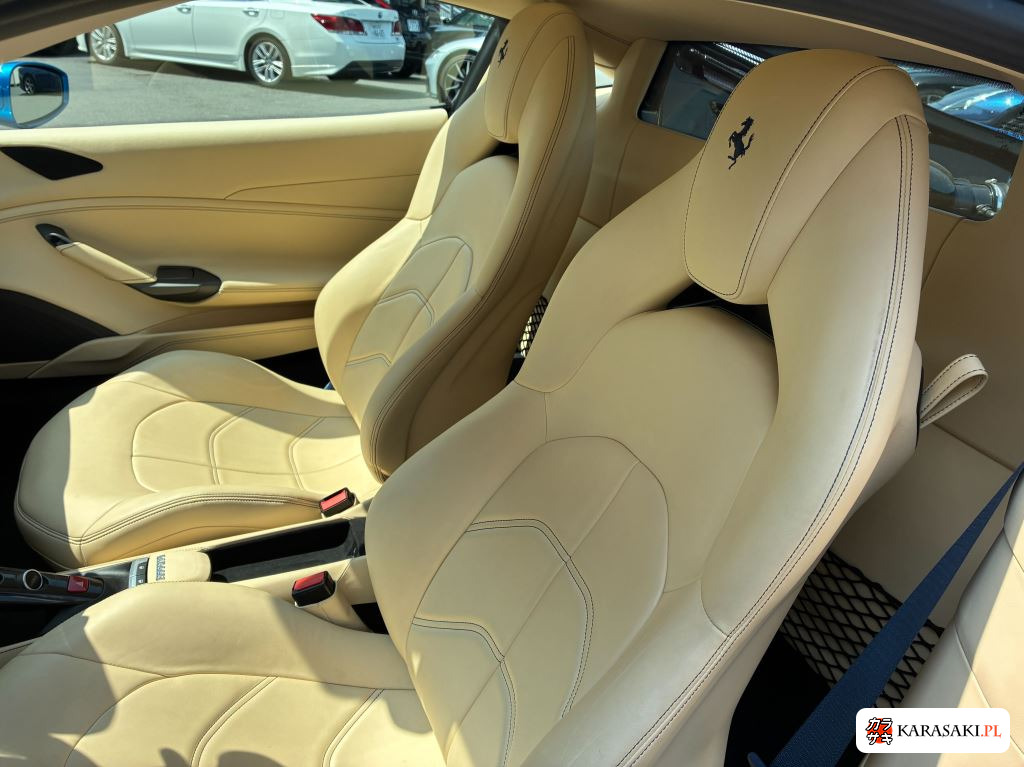2017 Ferrari 488 GTB Base Grade 14