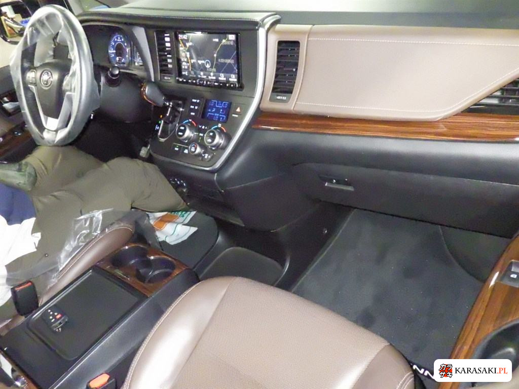 2020 America Toyota Sienna 4WD Limited 5