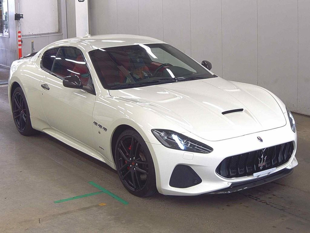 Maserati Granturismo 2019 z aukcji japońskiej