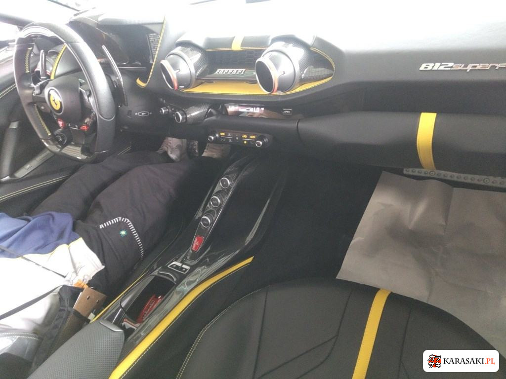 2019 Ferrari 812SUPERFAST Superfast 5