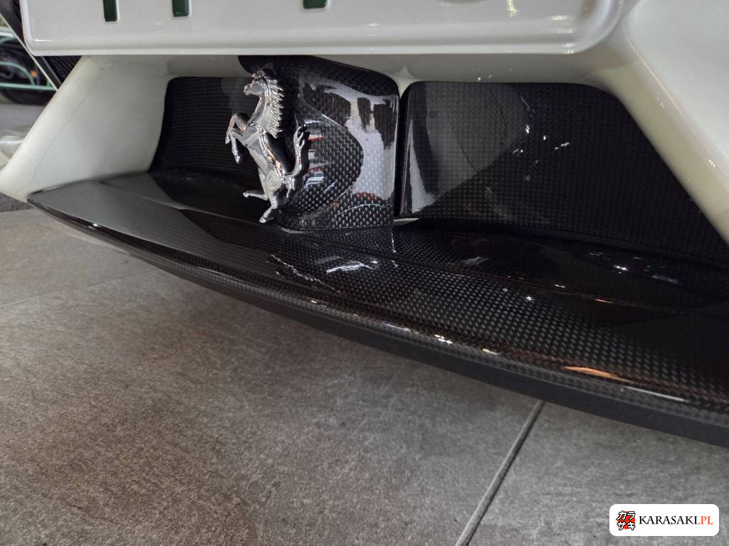 2016 Ferrari 458 Speciale Base Grade 8
