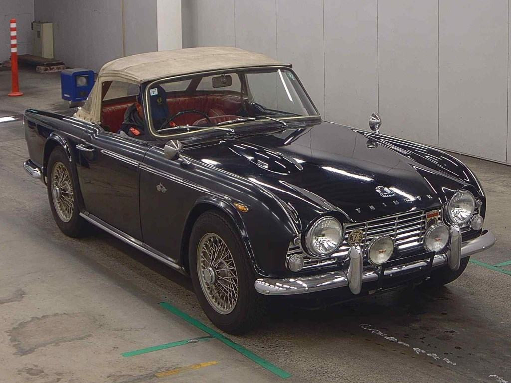 Triumph TR4 1964 z aukcji japońskiej