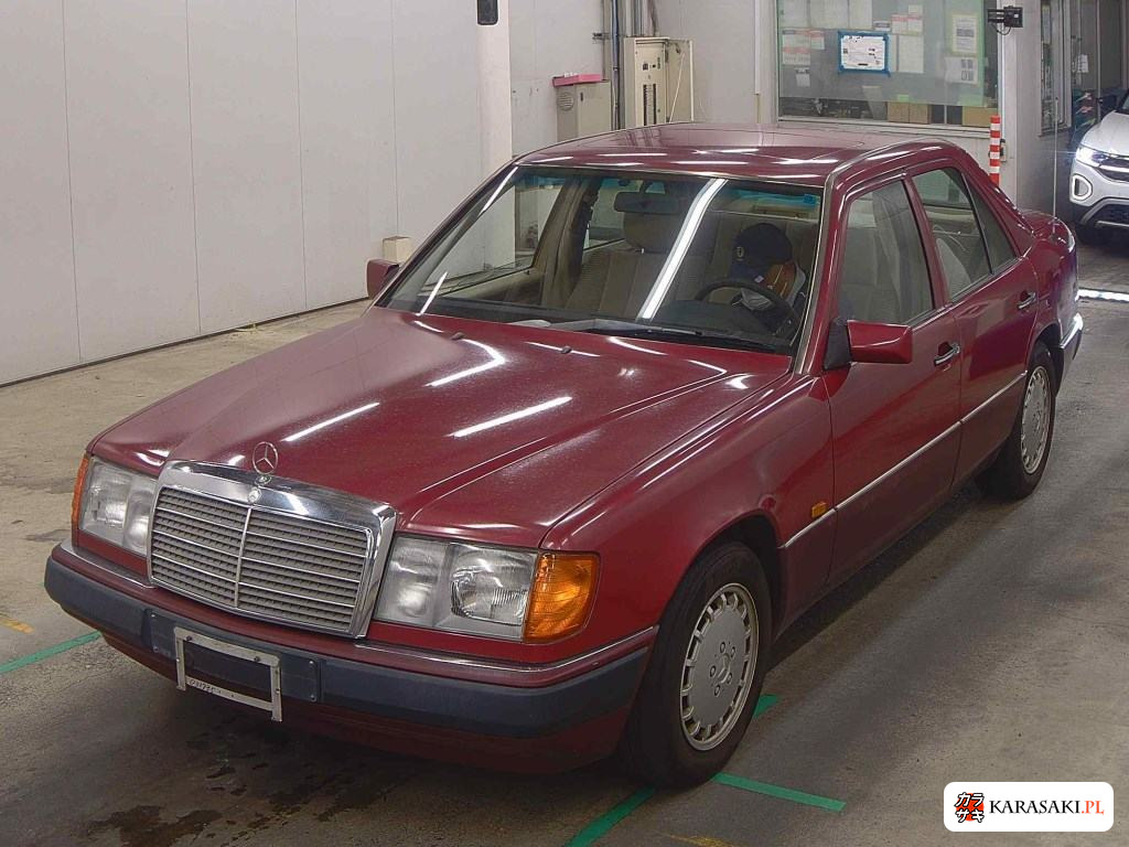 1990 Mercedes-Benz Medium Class 4D 300E 3