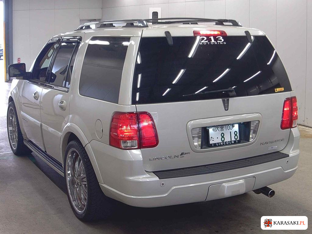2013 Lincoln Navigator 4WD Base Grade 2