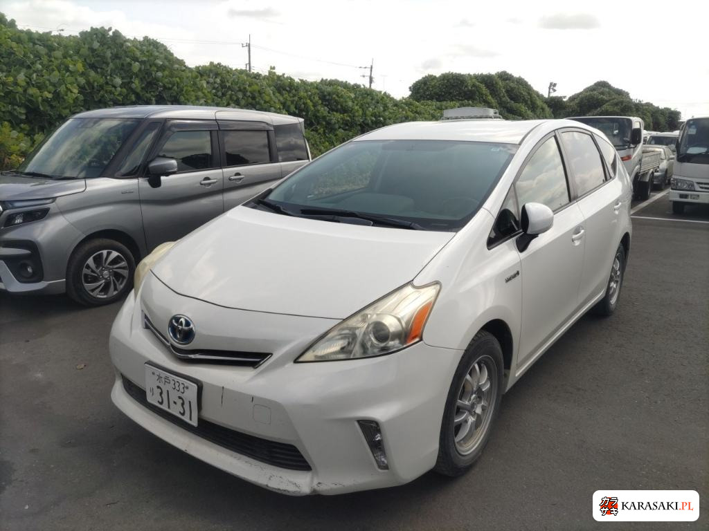 2012 America Toyota Prius V 3