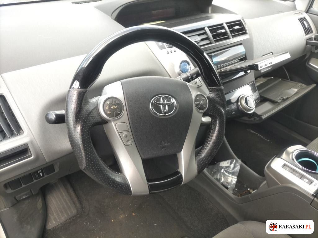 2012 America Toyota Prius V 5