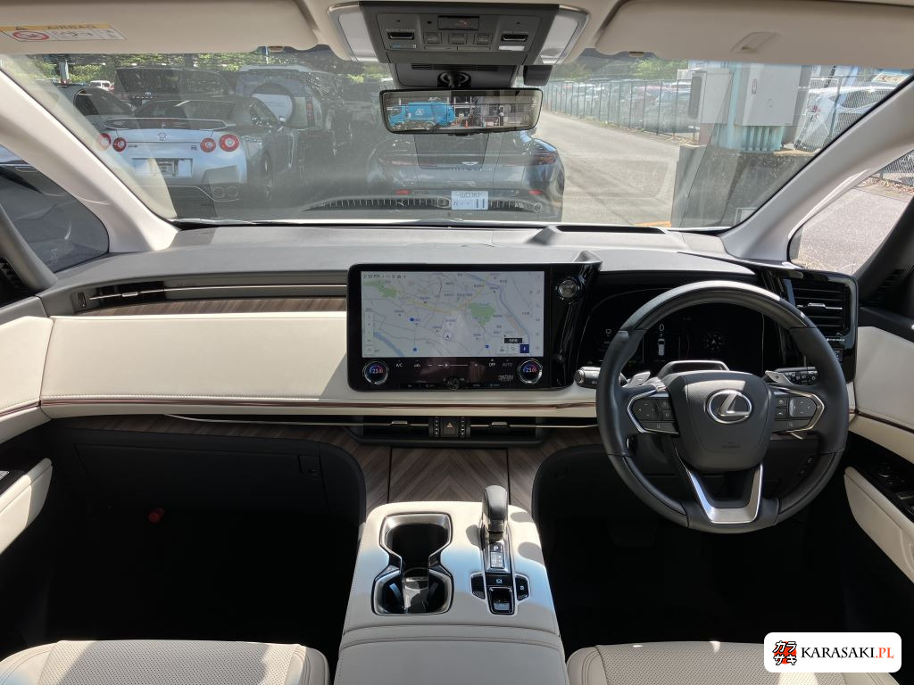 2026 Lexus LM 4WD LM500H Version L 14