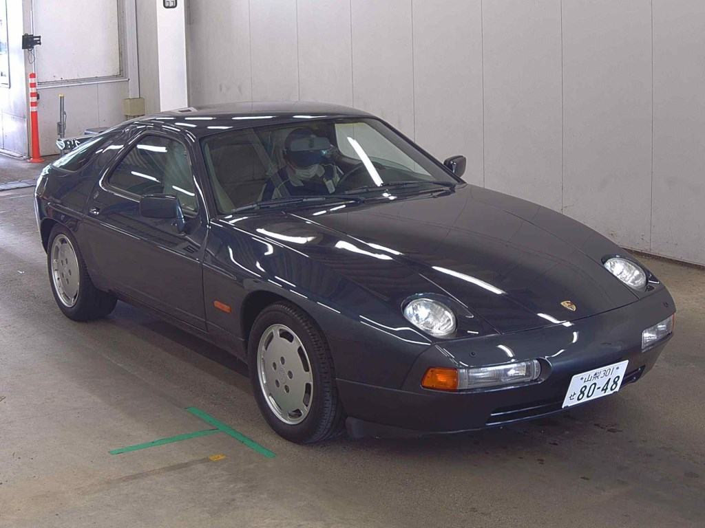 Porsche 928 1988 z aukcji japońskiej