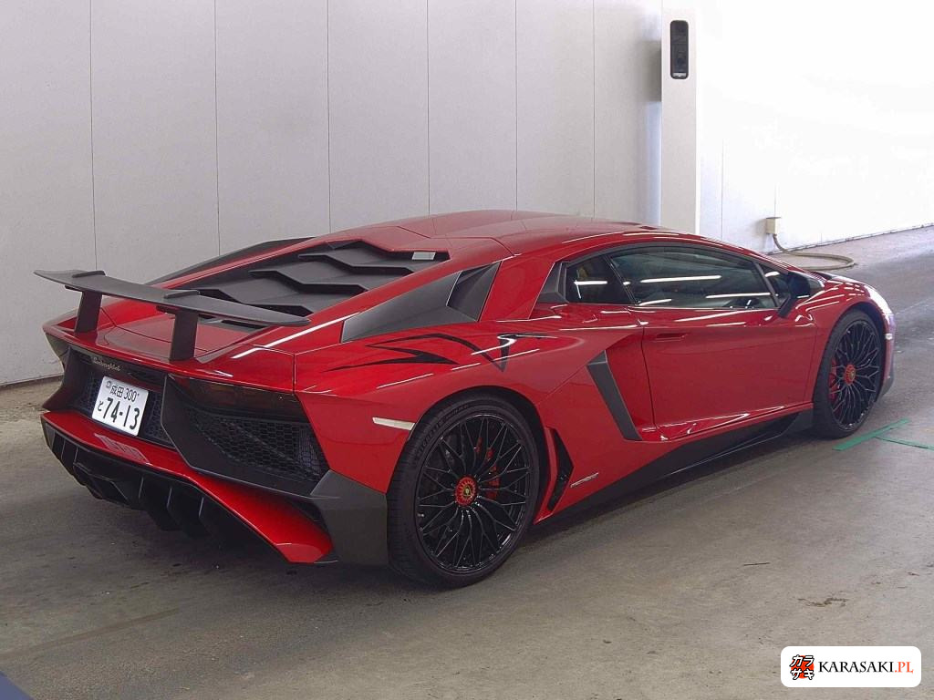 Lamborghini Aventador 2015 z aukcji japońskiej