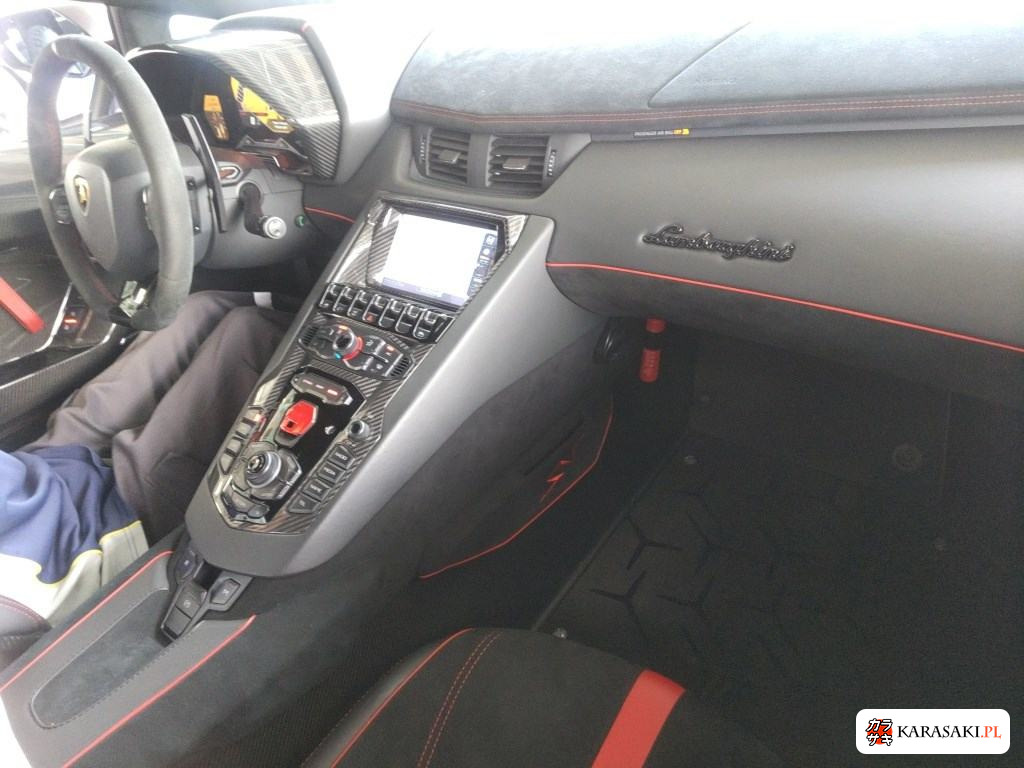Lamborghini Aventador 2015 z aukcji japońskiej