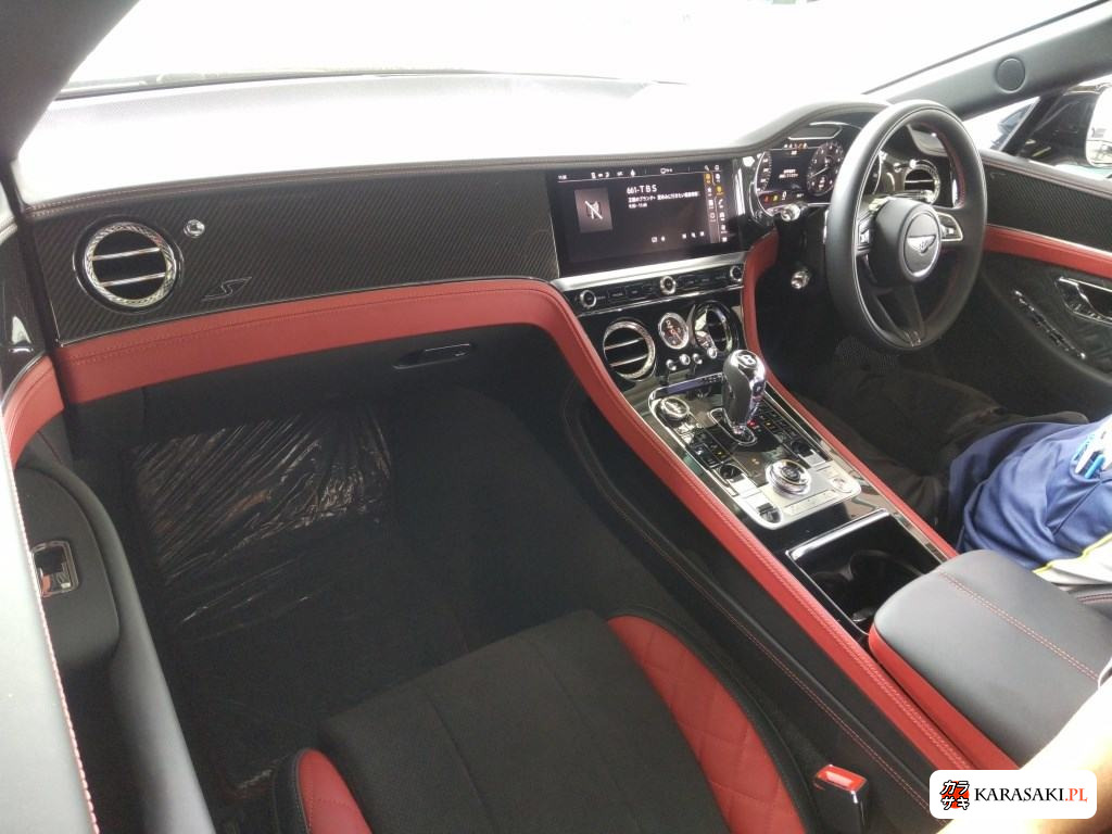 Bentley Continental 2023 z aukcji japońskiej