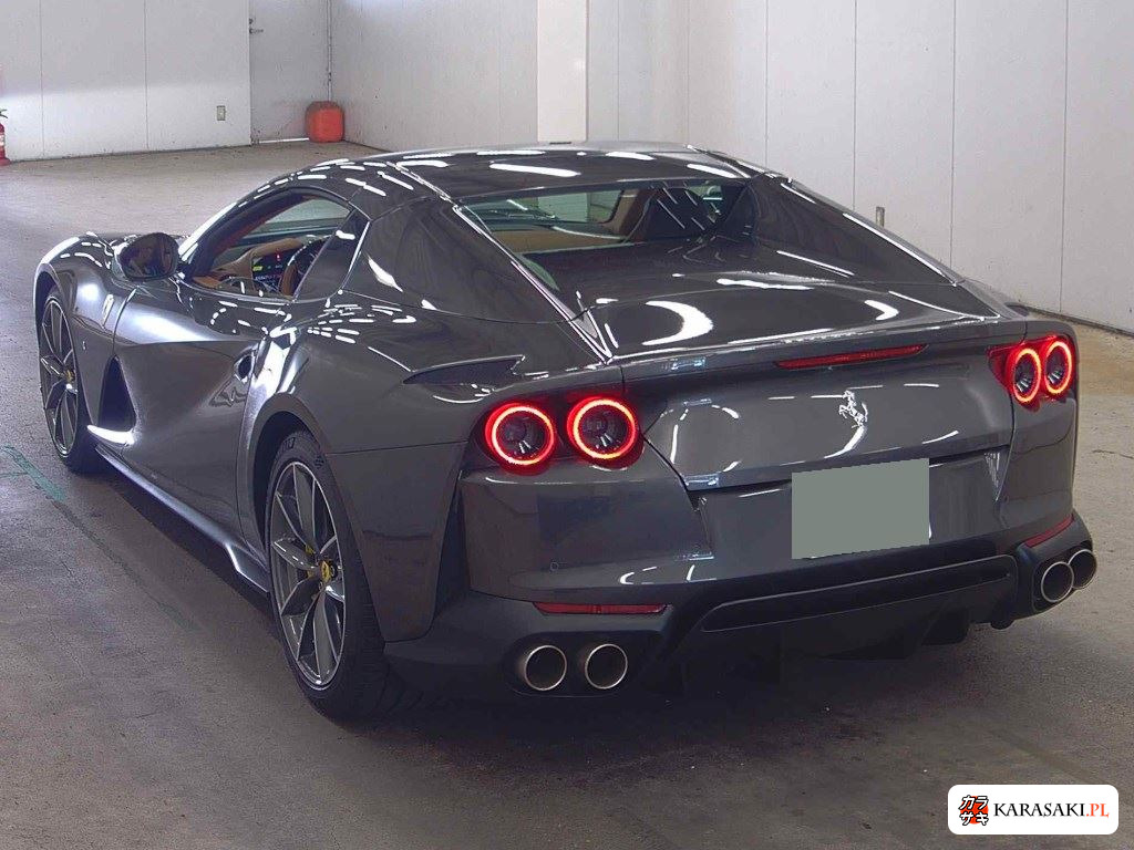 2023 Ferrari 812 GTS 2