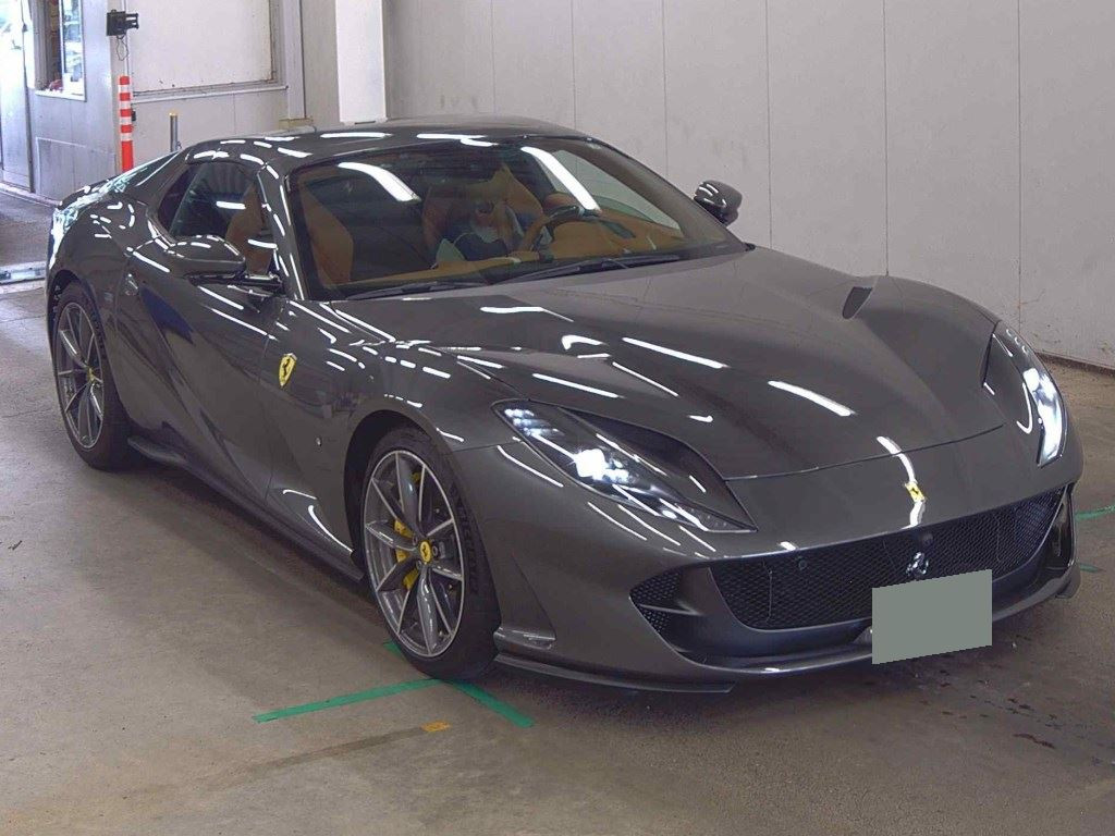 Ferrari 812 GTS 2023 z aukcji japońskiej