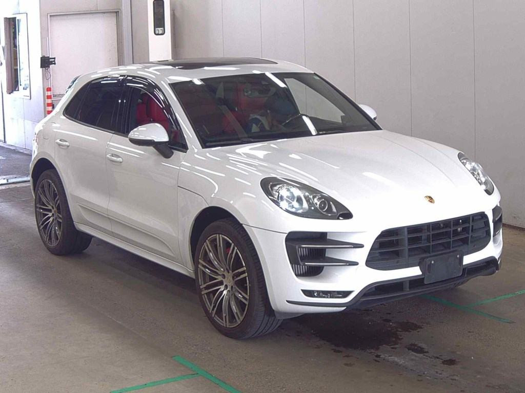 Porsche Macan 2015 z aukcji japońskiej