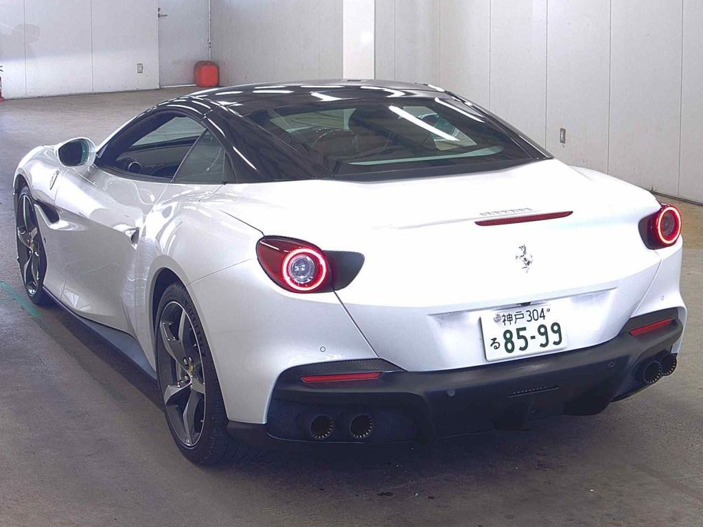 Ferrari Portofino M 2023 z aukcji japońskiej